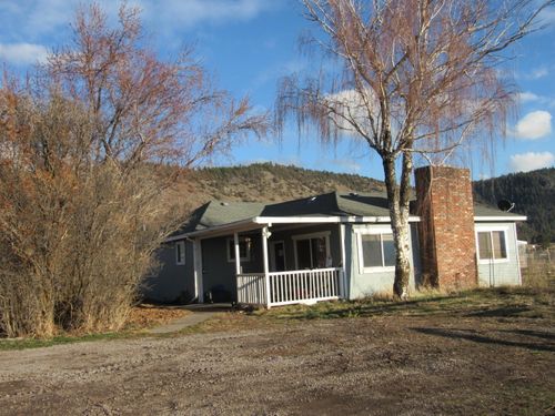 251122-29277 Highway 97 N, Chiloquin, OR, 97624-9717 | Card Image