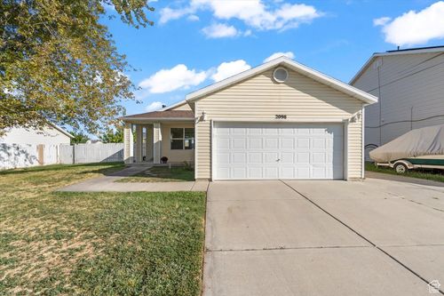 2098 W 2220 N, Clinton, UT, 84015-5744 | Card Image