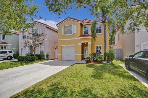 3910 Fern Forest Rd, Hollywood, FL, 33026-1172 | Card Image