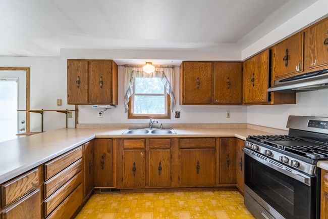 204 E Walnut St, House other with 3 bedrooms, 2 bathrooms and null parking in SPENCER WI | Image 25