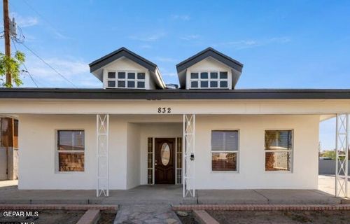 832 Wake Forest Ln, El Paso, TX, 79928-5713 | Card Image