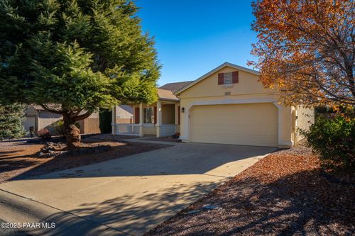 7677 E Shimmer Ln, Prescott Valley, AZ, 86315-3038 | Card Image