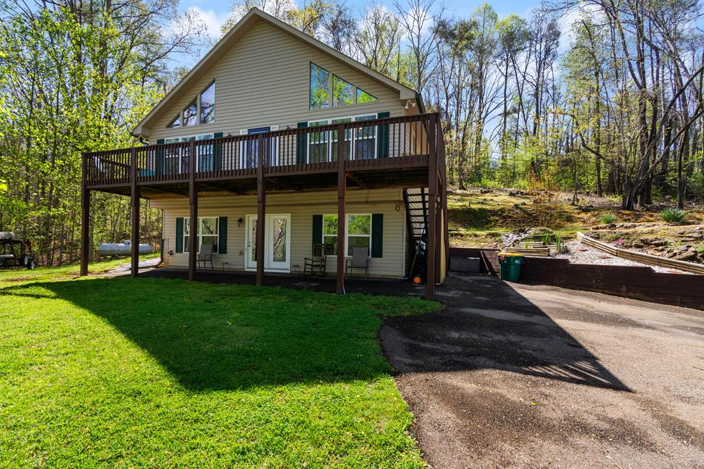 Maple Dr, Jasper, GA 30143