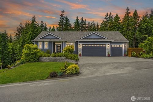 7814 199th Ave Se, Snohomish, WA, 98290-7485 | Card Image