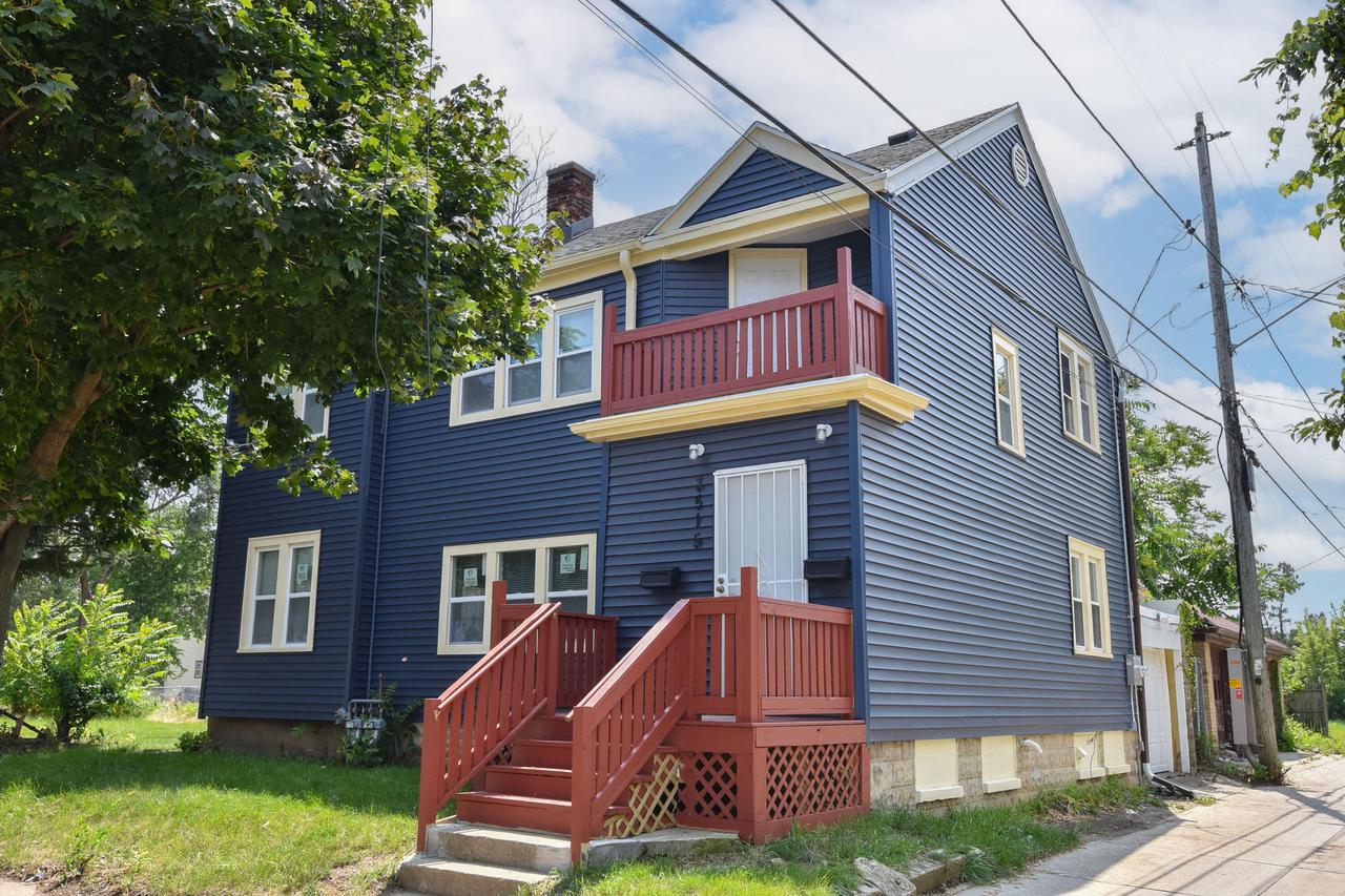 Locust St, Milwaukee, WI 53210