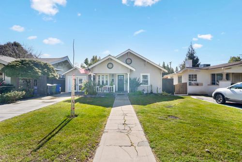 526 Flower Street, Turlock, CA, 95380 | Card Image