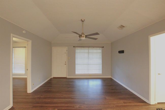 305 Lakeview St, House other with 3 bedrooms, 2 bathrooms and null parking in Whitehouse TX | Image 7