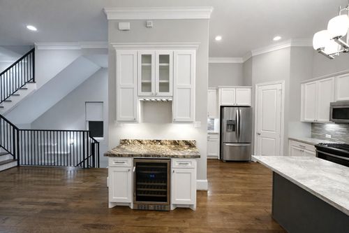 1621 Shearn St, Houston, TX, 77007-4047 | Card Image