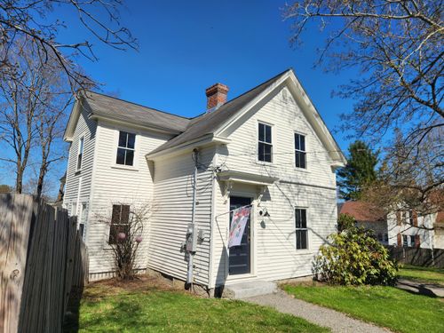 399 Buck Street, Bangor, ME, 04401 | Card Image