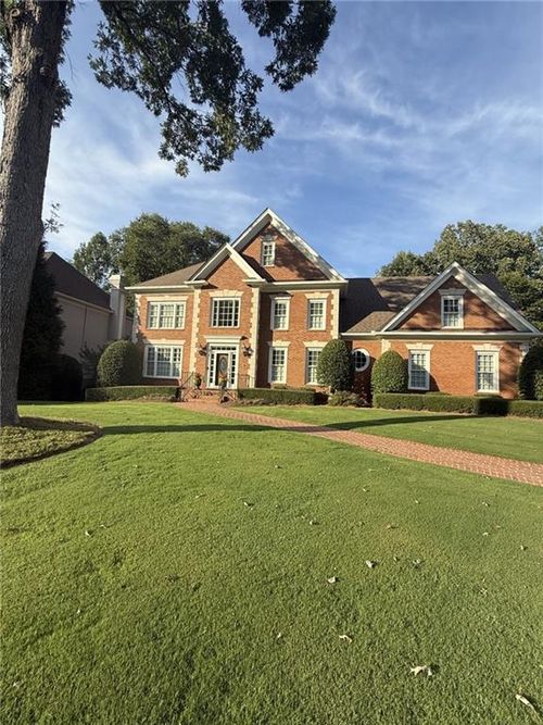 5201 Brooke Farm Dr, Dunwoody, GA, 30338-3148 | Card Image