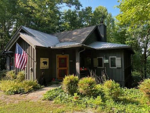 56 Cross Creek Trl, Robbinsville, NC, 28771-6619 | Card Image