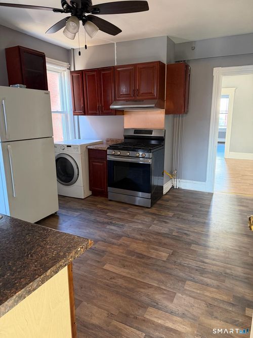 117 Shultas Pl, Hartford, CT, 06114-1345 | Card Image