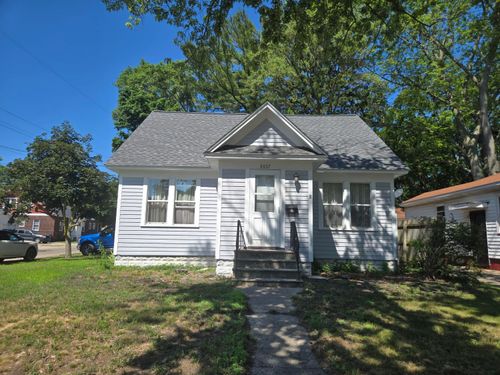 3337 Maffett St, Muskegon, MI, 49444-3043 | Card Image