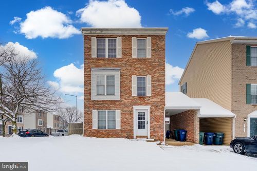 2 Knox Cir Se, WASHINGTON, DC, 20020-1841 | Card Image