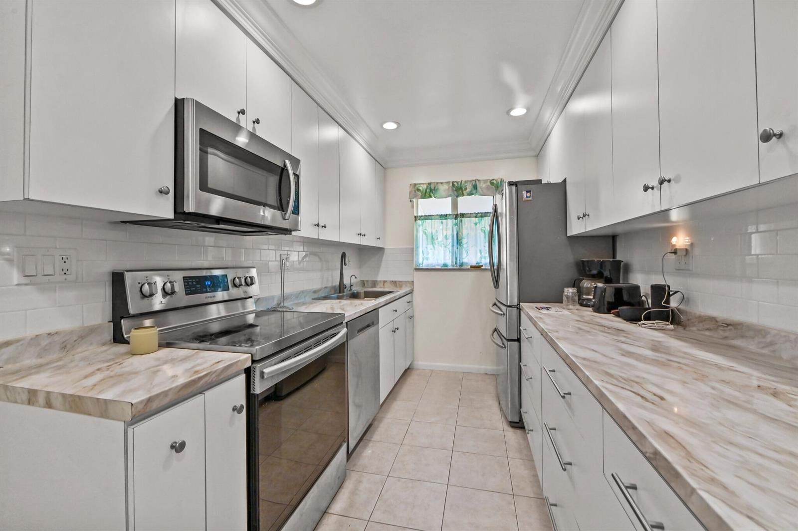 Residential Lease in Delray Beach 5