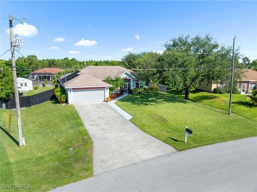 535 Durion Dr, LEHIGH ACRES, FL, 33974-2607 | Card Image