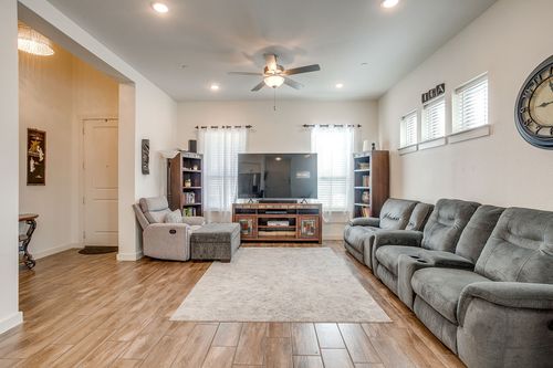 6449 Iron Horse Blvd, North Richland Hills, TX, 76180-6023 | Card Image