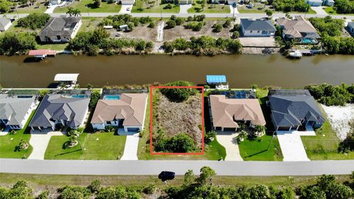 15376 Hennipen Cir, PORT CHARLOTTE, FL, 33981-4632 | Card Image