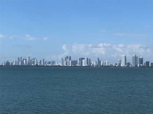 apt-302b-1820 S Treasure Dr, North Bay Village, FL, 33141-4559 | Card Image