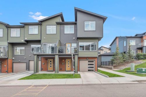 27 Sage Bluff Circle Nw, Calgary, AB, T3R1T5 | Card Image
