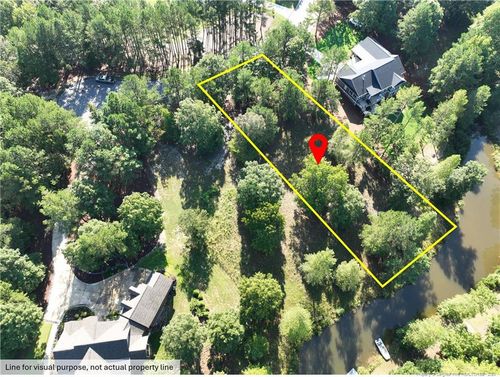 125 Troys Pt, West End, NC, 27376-9356 | Card Image
