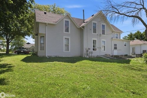 152 S Walnut St, Avoca, IA, 51521-3545 | Card Image