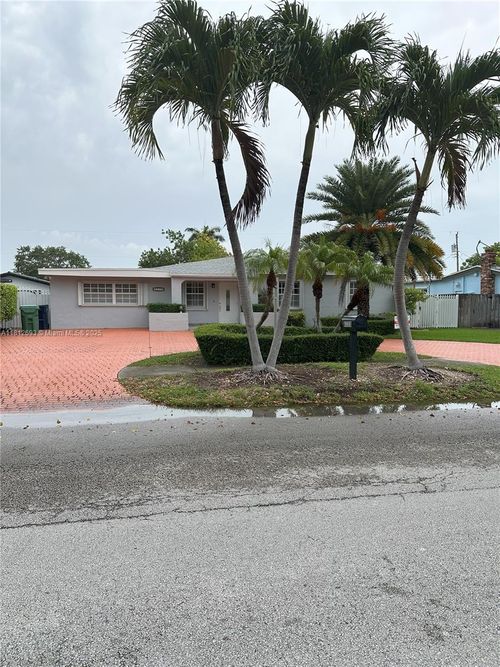 8331 Sw 38th St, Miami, FL, 33155-3307 | Card Image