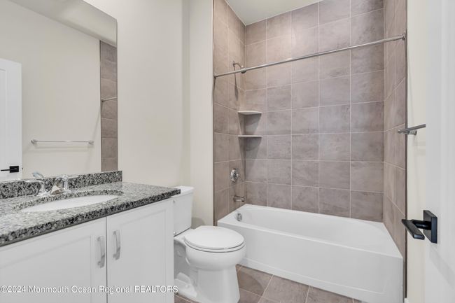 6 Augustus Dr, Condo with 4 bedrooms, 4 bathrooms and null parking in Middletown NJ | Image 30
