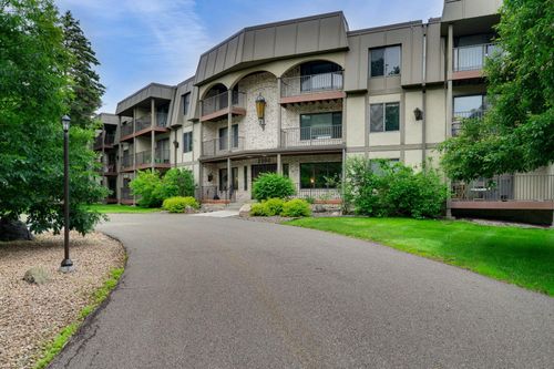 apt-115-2200 Nevada Ave S, Saint Louis Park, MN, 55426-2634 | Card Image