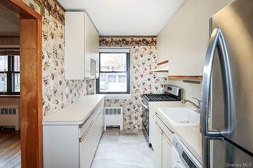 lowr-unit-57 244th St, Little Neck, NY, 11362-1907 | Card Image