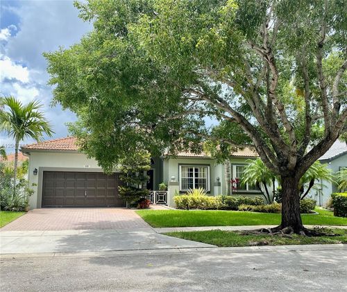 0-628 Sw 168th Ter, Pembroke Pines, FL, 33027-1043 | Card Image