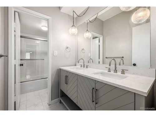 316-364 S Ironton St, Aurora, CO, 80012-2013 | Card Image