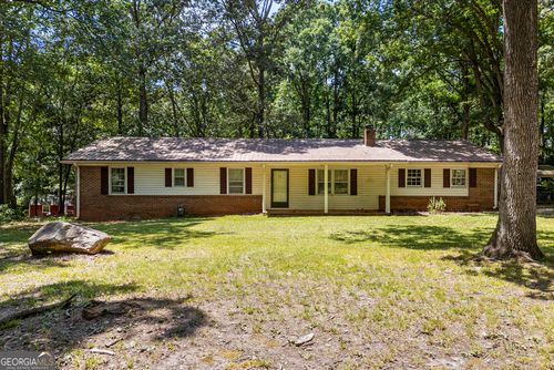 86 Woodland Dr, Danielsville, GA, 30633-5272 | Card Image