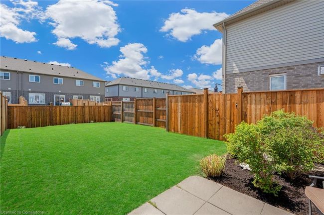 111 Heron St, Townhouse with 3 bedrooms, 3 bathrooms and 2 parking in Welland ON | Image 34