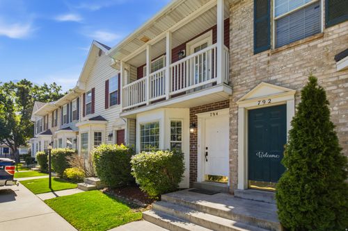 794 E 950 S, Provo, UT, 84606-5006 | Card Image