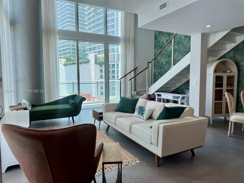 713-1080 Brickell Ave, Miami, FL, 33131-3997 | Card Image