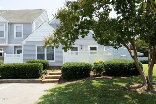 5054 Avenida Del Sol Dr, Raleigh, NC, 27616-4562 | Card Image