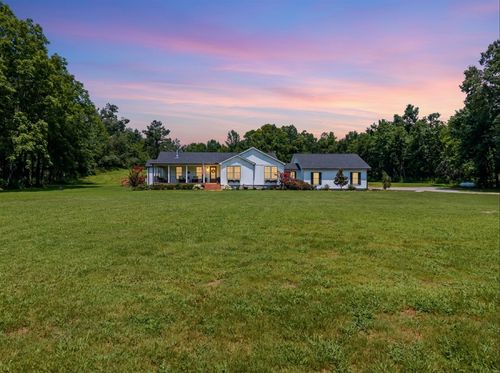 900 Ed Renfroe Cir, Bath Springs, TN, 38311-3200 | Card Image