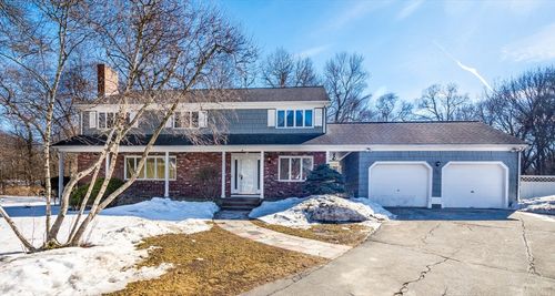 35 Hollywood Rd, Winchester, MA, 01890-3150 | Card Image