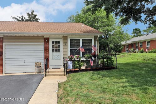107 B Constitution Blvd, Whiting, NJ, 08759-1782 | Card Image