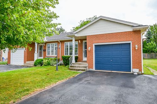7696 Cortina Cres, Niagara Falls, ON, L2H3B4 | Card Image