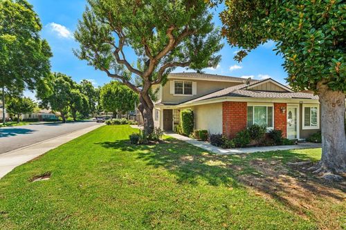 2376 Lomeli Ln, La Verne, CA, 91750 | Card Image