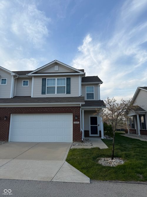 9660 Angelica Dr, Noblesville, IN, 46060-0001 | Card Image