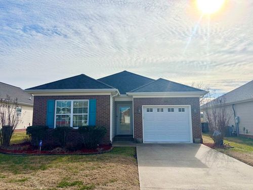 105 Saddlebrook Ct, Hopkinsville, KY, 42240-7908 | Card Image