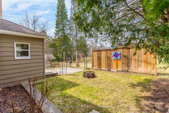 2348 5th Ave W, House other with 3 bedrooms, 2 bathrooms and 4 parking in Owen Sound ON | Image 19