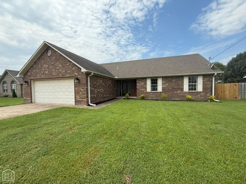 105 Meadow Dr, Bono, AR, 72416-8523 | Card Image