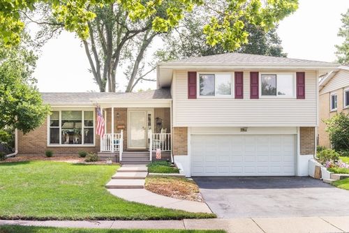 731 Hawthorne Cir, Lombard, IL, 60148-3634 | Card Image