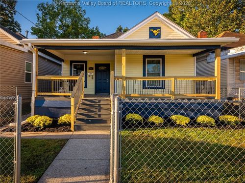 811 7th St, Charleston, WV, 25302-1610 | Card Image