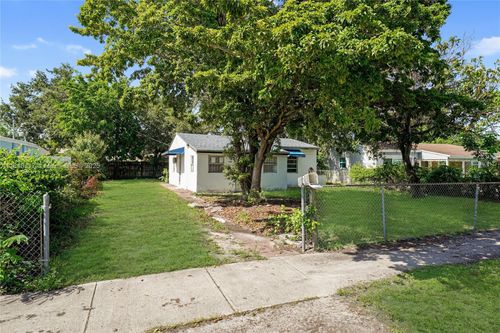 2481 Nw 139th St, Opa-Locka, FL, 33054-4034 | Card Image