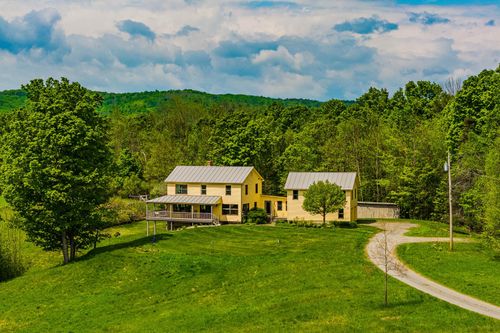 89 Jordan Rd, Strafford, VT, 05072-9756 | Card Image